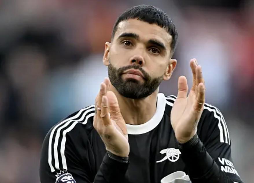 拉亚：索博斯洛伊的射门非常漂亮，希望下次我能扑出这样的球